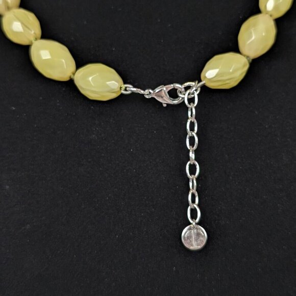 Yellow Knotted Beaded Necklace - Picture 4 of 5
